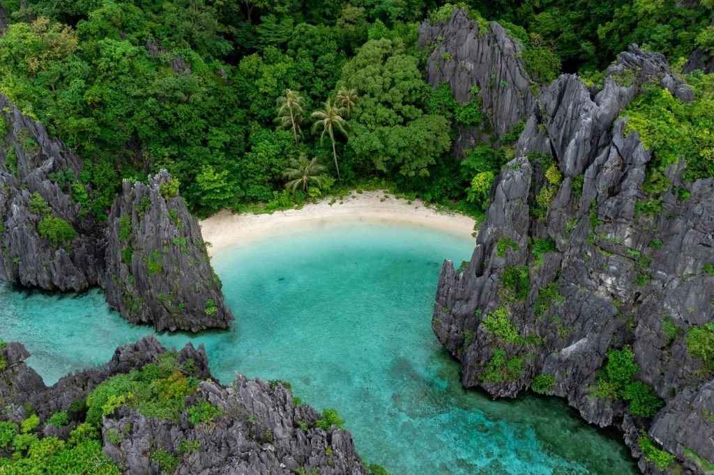 El Nido, Philippines – Island Hopping Expedition (Veterans Day)